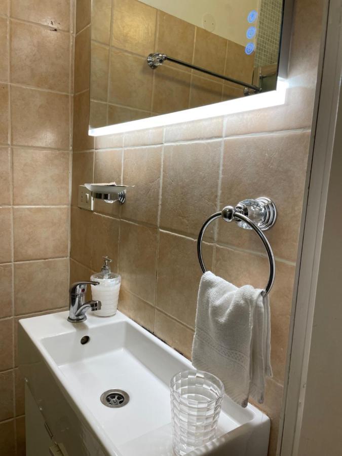Apartment In The Heart Of Roma Экстерьер фото